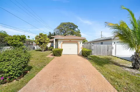 3095 NW 8th St, Fort Lauderdale, FL 33311