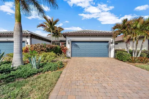 5276 Unity Sq, Vero Beach, FL 32967
