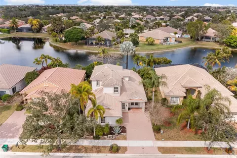 11217 NW 68th Pl, Parkland, FL 33076