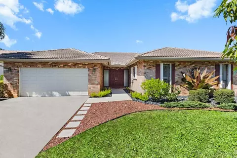 7207 NW 44 St, Coral Springs, FL 33065