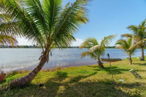 1573 Salerno Cir, Weston, FL 33327