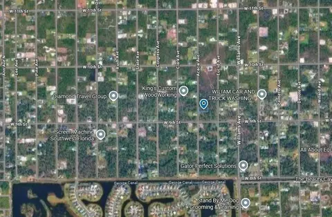 904 Acacia Ave, Lehigh Acres, FL 33972