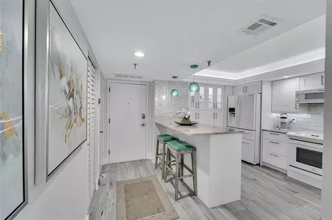 2900 NE 14th Street Cswy UNIT 709, Pompano Beach, FL 33062
