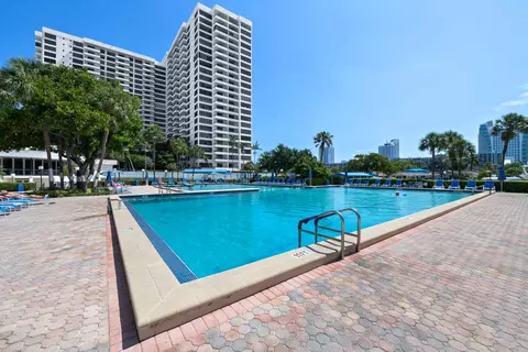 2500 Parkview Dr #615, Hallandale Beach, FL 33009