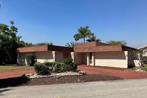4705 Bayberry Ln, Tamarac, FL 33319