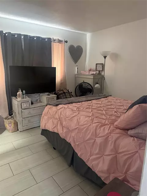 Bedroom - 817 SE 9th St, Okeechobee, FL 34974 photo 1 of 4