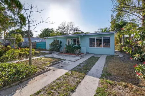 1802 Lauderdale Manor Dr, Fort Lauderdale, FL 33311