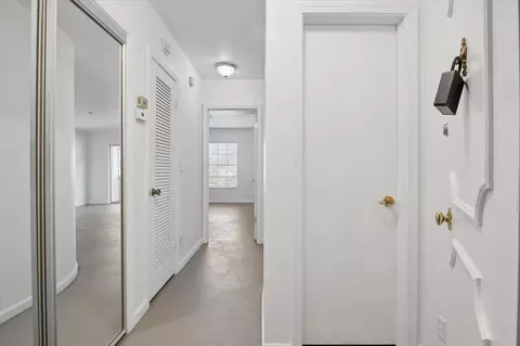 2161 NE 68th St #326, Fort Lauderdale, FL 33308