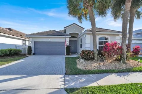 7724 Monarch Ct, Delray Beach, FL 33446