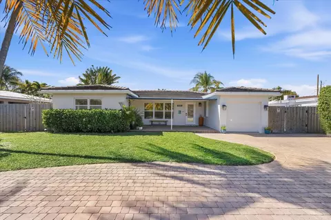 4421 NE 16th Ave, Oakland Park, FL 33334