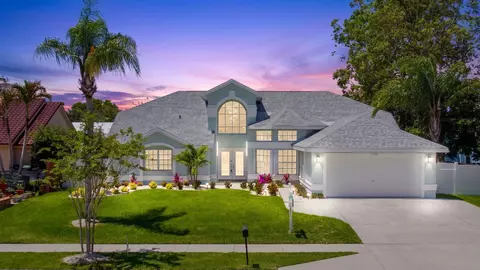 2098 SE Floresta Dr, Port Saint Lucie, FL 34984