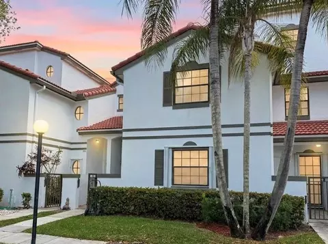 301 SW 158th Ter #203, Pembroke Pines, FL 33027
