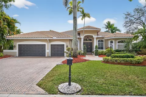 10110 NW 68th Ct, Parkland, FL 33076