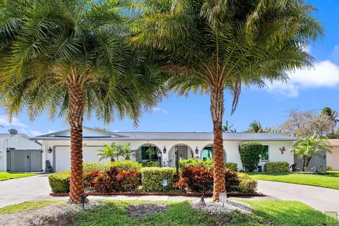 661 NW 42nd Ave, Coconut Creek, FL 33066