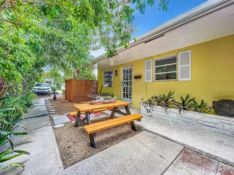 1478 NE 34th Ct, Oakland Park, FL 33334