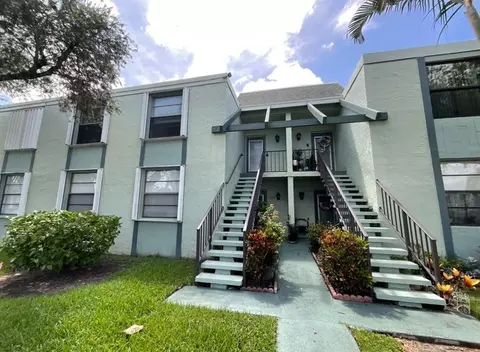 7341 NW 18th St #205, Margate, FL 33063