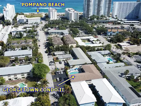 3216 NE 13th St #8, Pompano Beach, FL 33062