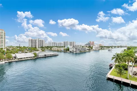 2900 NE 30th St #7H, Fort Lauderdale, FL 33306
