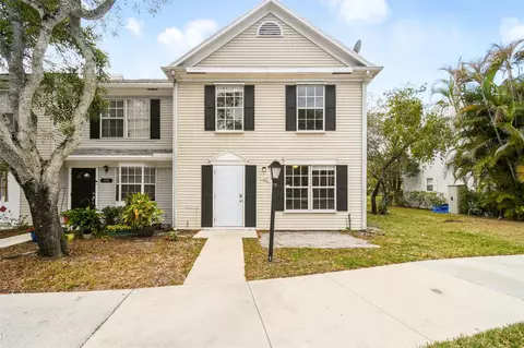 110 Old English Ct, Jupiter, FL 33477