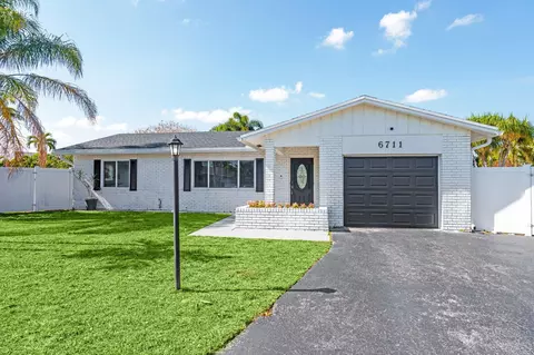 6711 NW 28th Ave, Fort Lauderdale, FL 33309