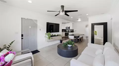 1234 NW 7th Ave, Fort Lauderdale, FL 33311