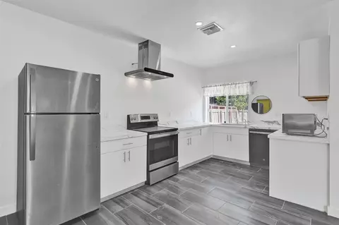 1904 SE 1st Ave, Fort Lauderdale, FL 33316