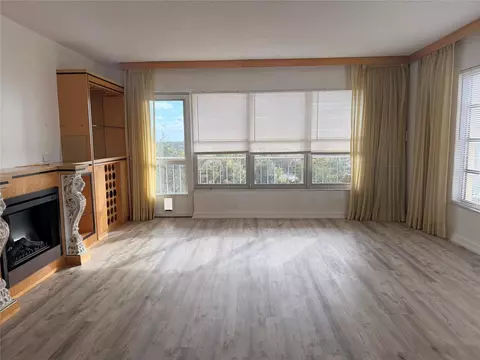 10777 W Sample Rd #706, Coral Springs, FL 33065