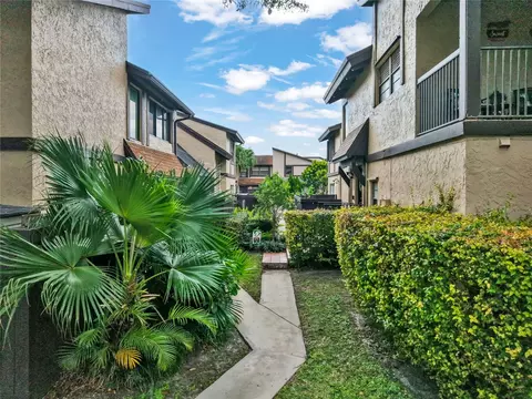2311 Bayberry Dr #2311, Pembroke Pines, FL 33024