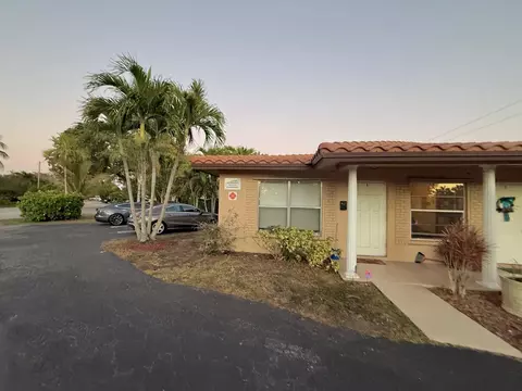 4117 Riverside Dr, Coral Springs, FL 33065