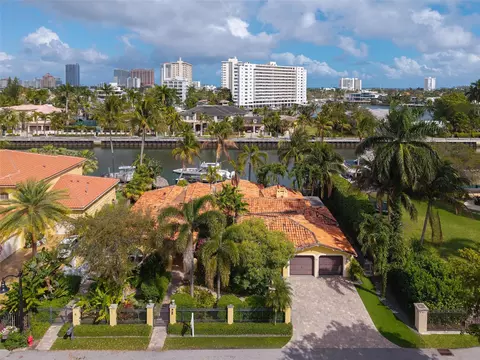 330 Royal Plaza Dr, Fort Lauderdale, FL 33301