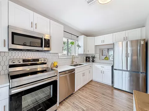 2300 NW 37th Ave #2300, Coconut Creek, FL 33066