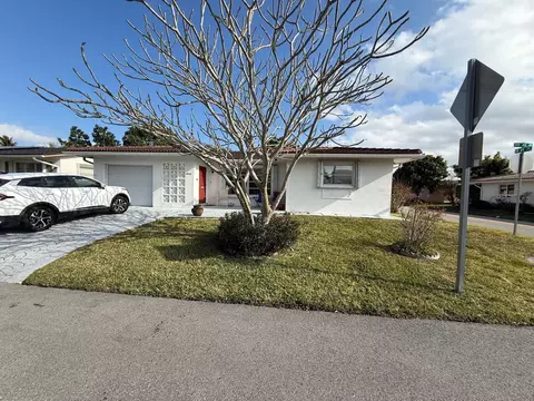4958 NW 48th Ave, Tamarac, FL 33319