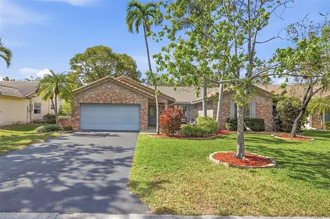392 NW 113th Ter, Coral Springs, FL 33071
