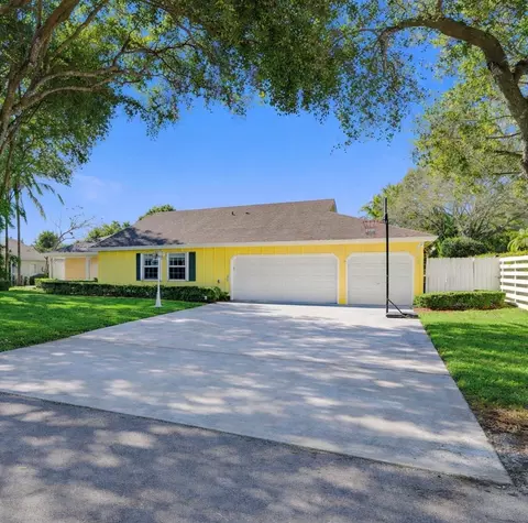 14930 SW 145th St, Miami, FL 33196