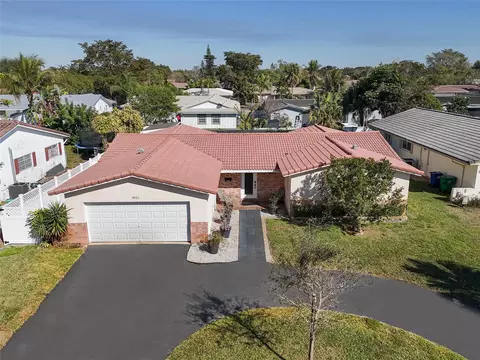 3971 NW 108th Ave, Coral Springs, FL 33065