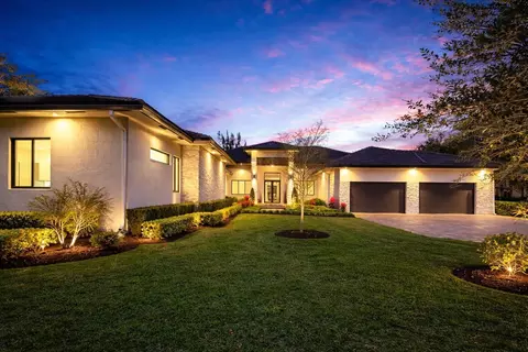 11861 NW 9 St, Plantation, FL 33325