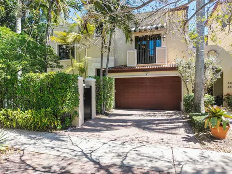430 NE 7th Ave #430, Fort Lauderdale, FL 33301
