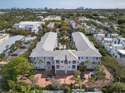 2725 NE 8th Ave #109, Wilton Manors, FL 33334