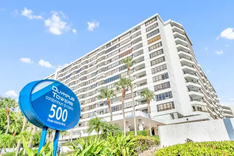 500 Three Islands Blvd #109, Hallandale Beach, FL 33009