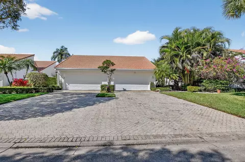 19480 Sawgrass Dr #1703, Boca Raton, FL 33434