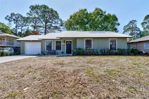 7105 Coquina Ave, Fort Pierce, FL 34951