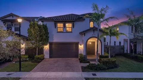 8751 NW 102nd Pl, Doral, FL 33178