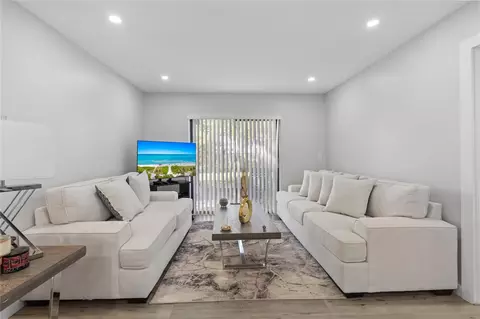 1335 NW 94th Way #1335, Coral Springs, FL 33071