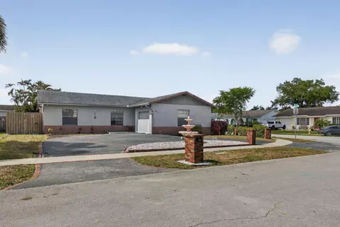 2081 NW 107th Ter, Sunrise, FL 33322