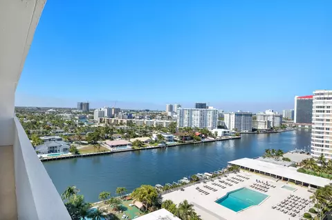 2017 S Ocean Dr #PH1, Hallandale Beach, FL 33009