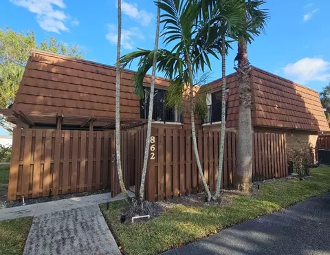 862 SW 118th Ter, Davie, FL 33325