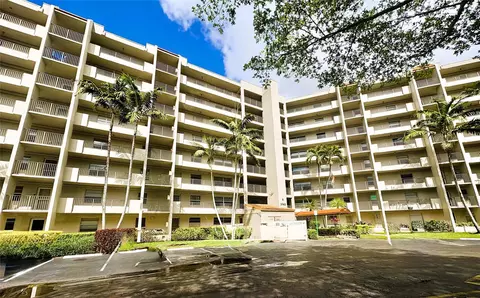 3940 Inverrary Blvd #701A, Lauderhill, FL 33319