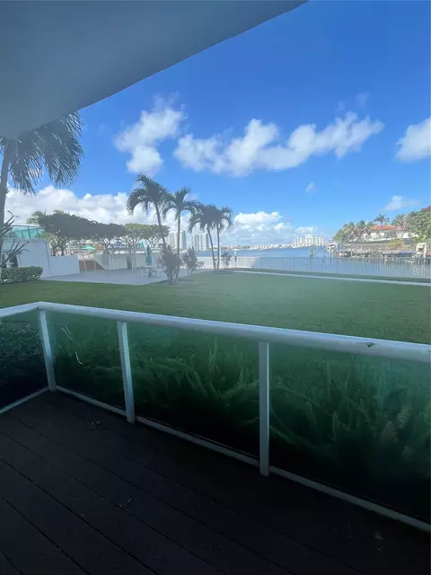 2841 NE 163 St #102, North Miami Beach, FL 33160