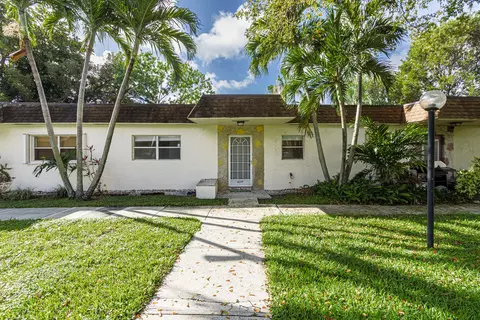 437 SW Natura Ave #F, Deerfield Beach, FL 33441