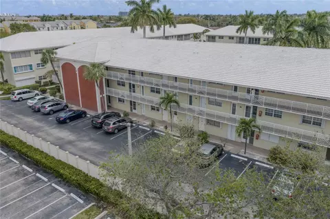 1951 NE 39th St #337, Lighthouse Point, FL 33064